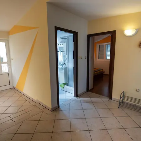 In - Insel Rab 43103 Apartman *