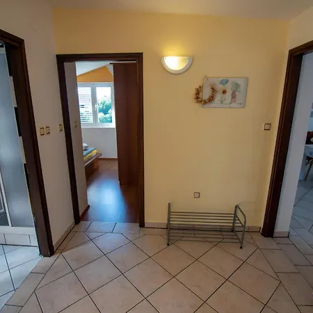 Apartment In - Insel Rab 43103 Supetarska Draga