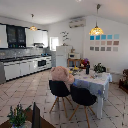 Apartman In - Insel Rab 43103 *